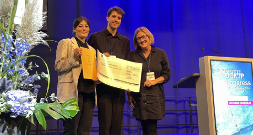 Dr.in Klara Czernin, Dr. Anselm Bründlmayer, Mag. Susanne Schmiedhuber bei der Preisverleihung. Foto: PSD-Wien/Karoline Benedikt